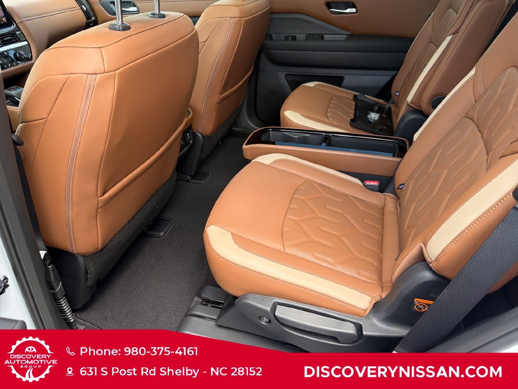 New 2026 Nissan Pathfinder Platinum w/ Lighting Package AWD/4WD image 29