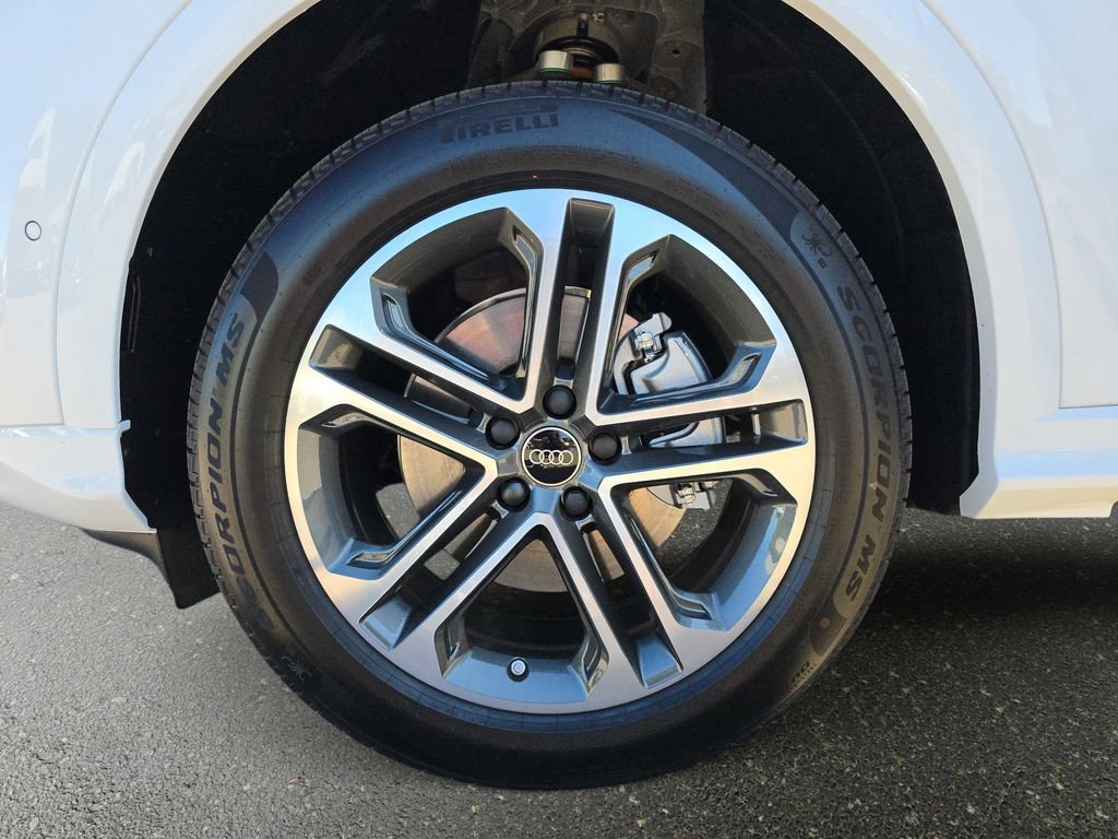 New 2026 Audi Q5 Premium Plus image 33