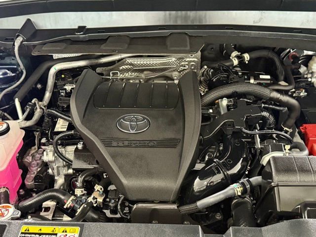 Certified 2024 Toyota Grand Highlander XLE image 40