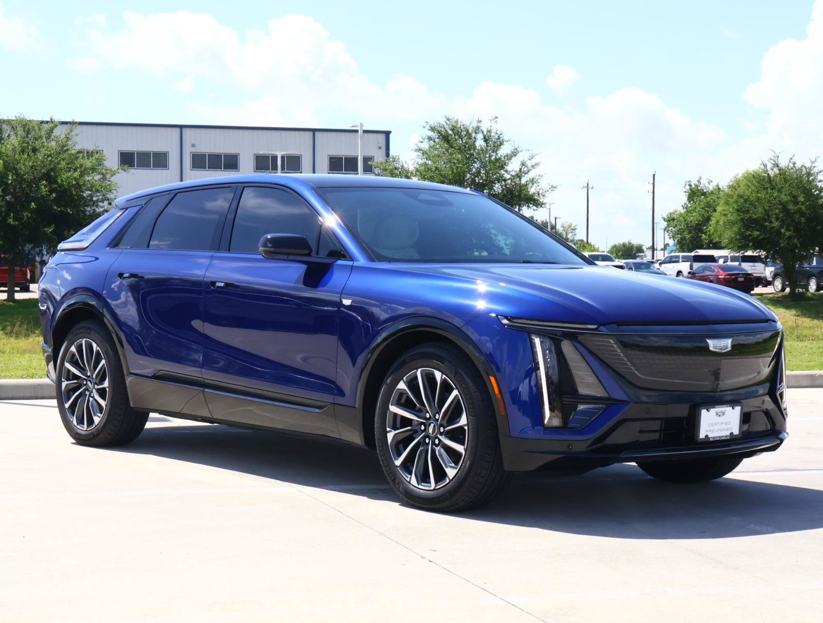 Used 2026 Cadillac Lyriq Premium Sport w/ LPO, Floor Liner Package RWD image 7