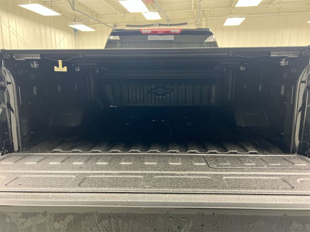 New 2026 Chevrolet Silverado 2500 ZR2 image 25