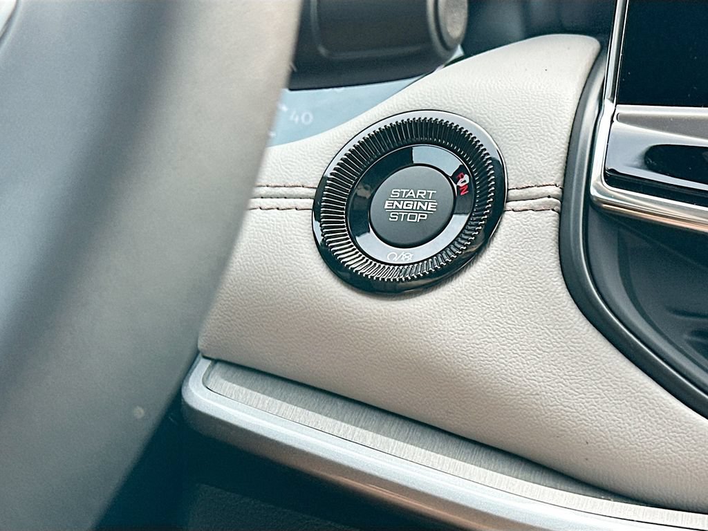 New 2026 Jeep Compass Limited AWD/4WD image 18