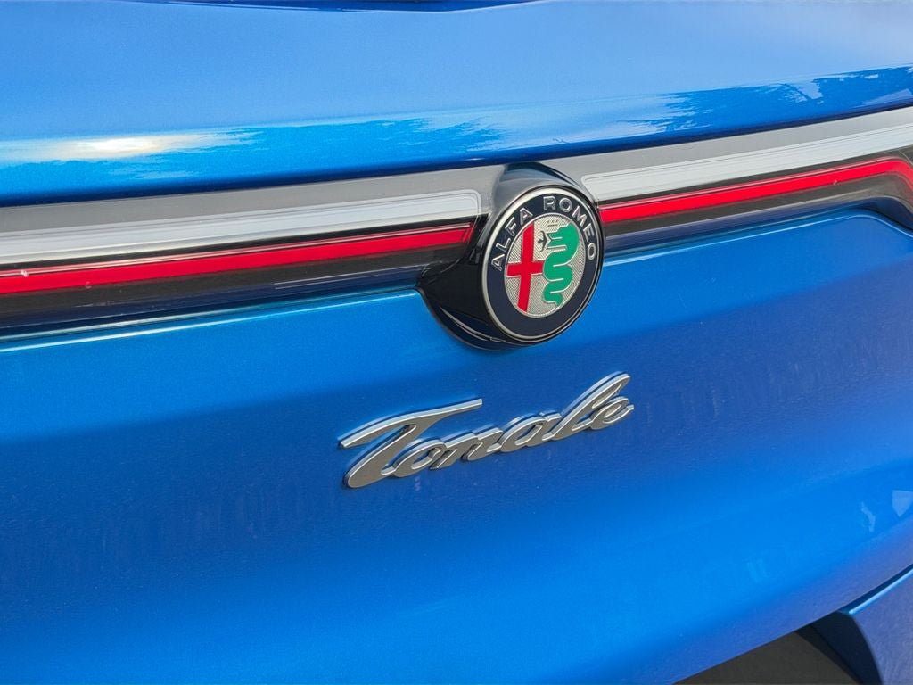 Used 2024 Alfa Romeo Tonale Veloce AWD/4WD image 35
