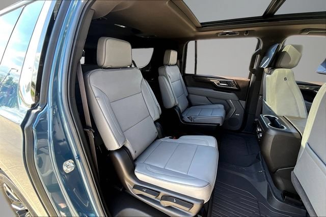 New 2026 GMC Yukon XL Elevation AWD/4WD image 10