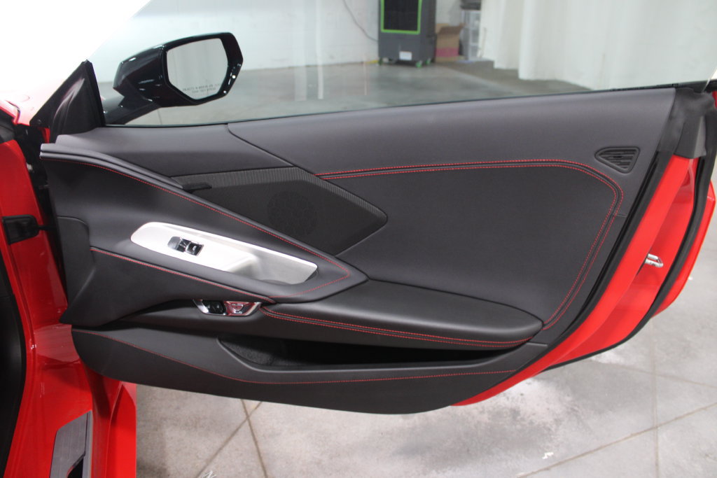 Used 2024 Chevrolet Corvette Stingray Coupe w/ 1LT RWD image 30