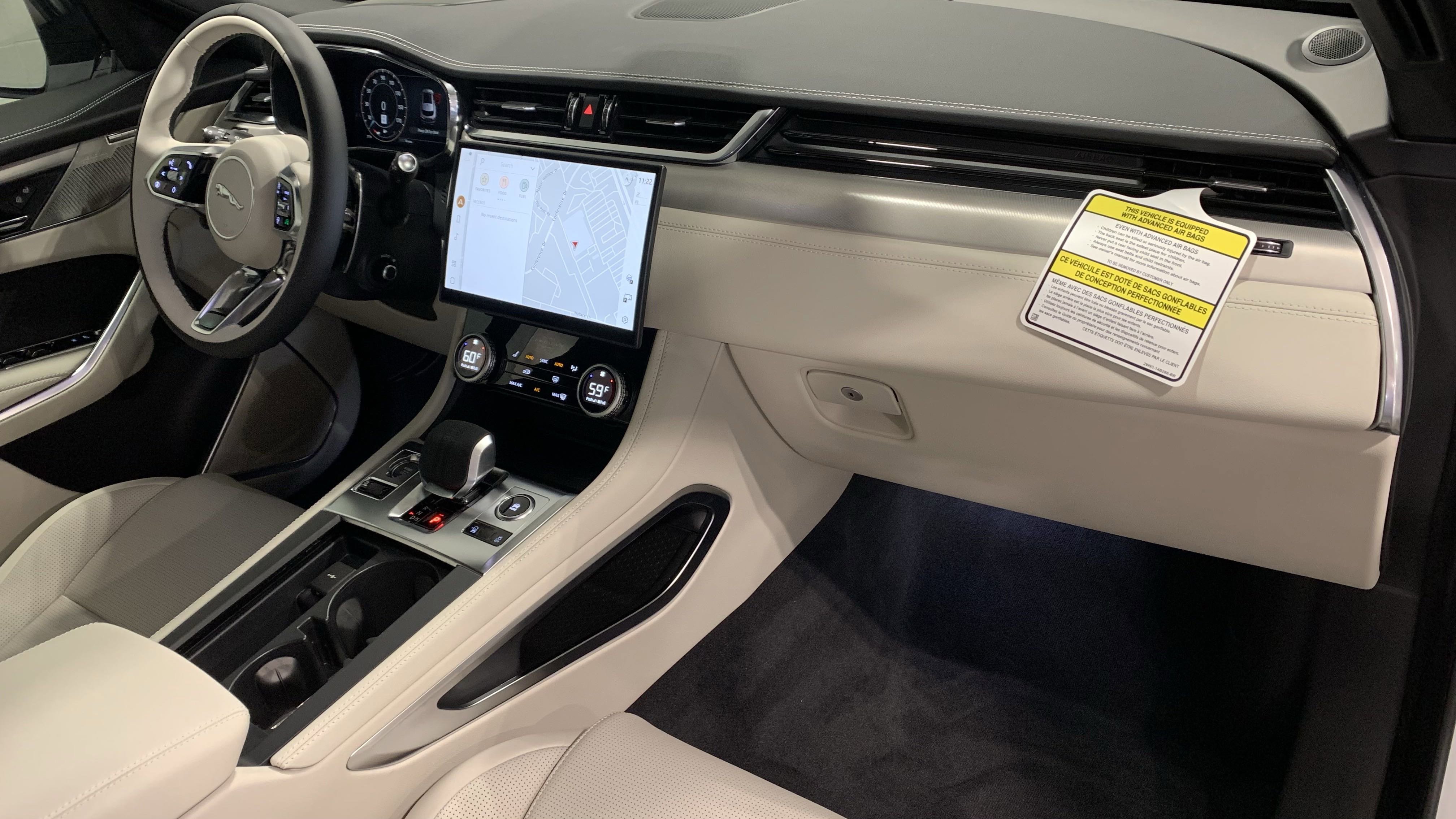 New 2026 Jaguar F-PACE R-Dynamic S image 4