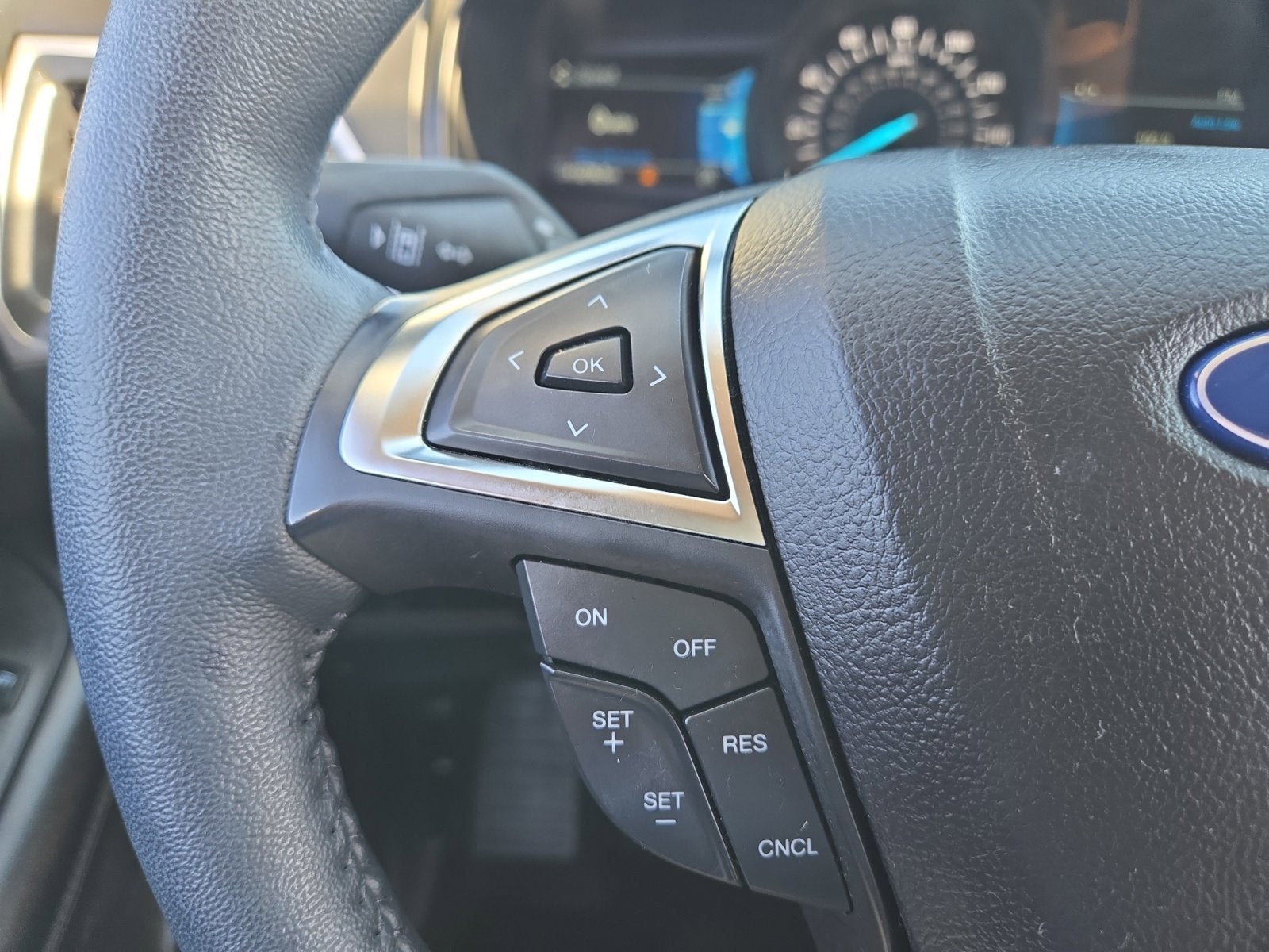 Used 2024 Ford Edge SEL w/ Convenience Package AWD/4WD image 14