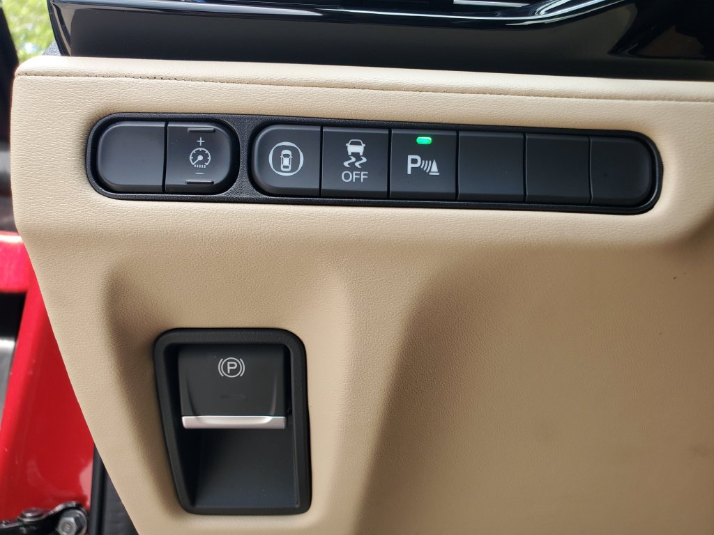 Certified 2025 Acura MDX w/ Technology Package FWD image 24