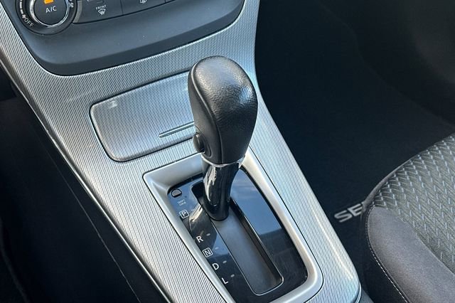 Used 2015 Nissan Sentra SR w/ Navigation Package image 25
