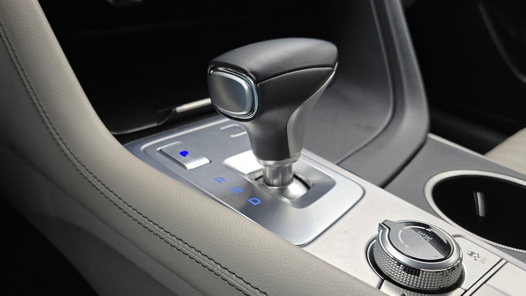 Used 2019 Genesis G70 2.0T Advanced w/ Elite Package image 37