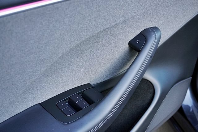 Used 2025 Tesla Model 3 Long Range RWD image 22