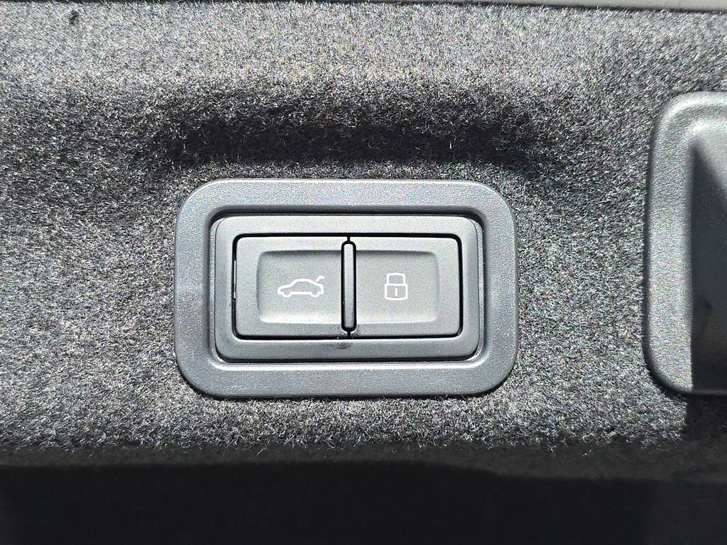 New 2026 Audi A6 Premium Plus image 13