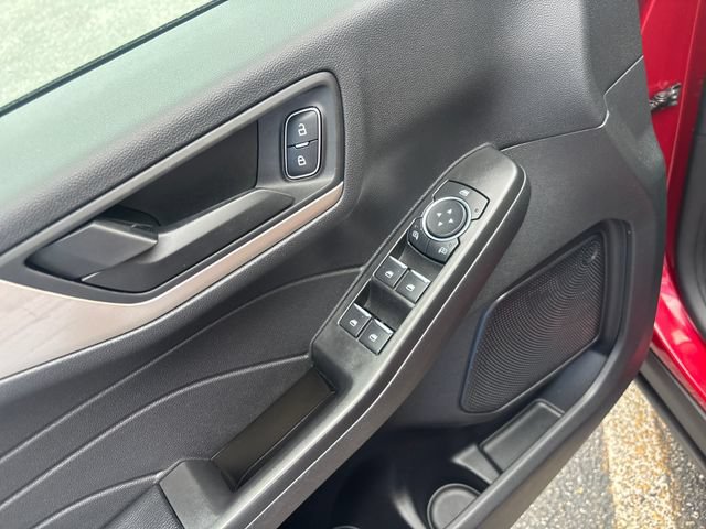 Used 2022 Ford Escape SE AWD/4WD image 14