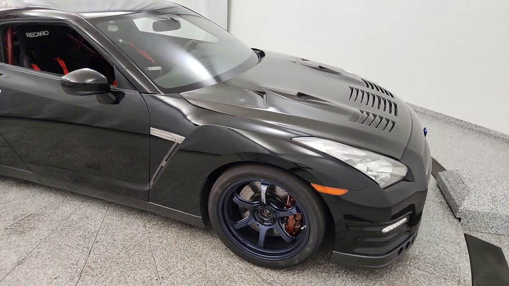 Used 2014 Nissan GT-R Black Edition AWD/4WD image 29