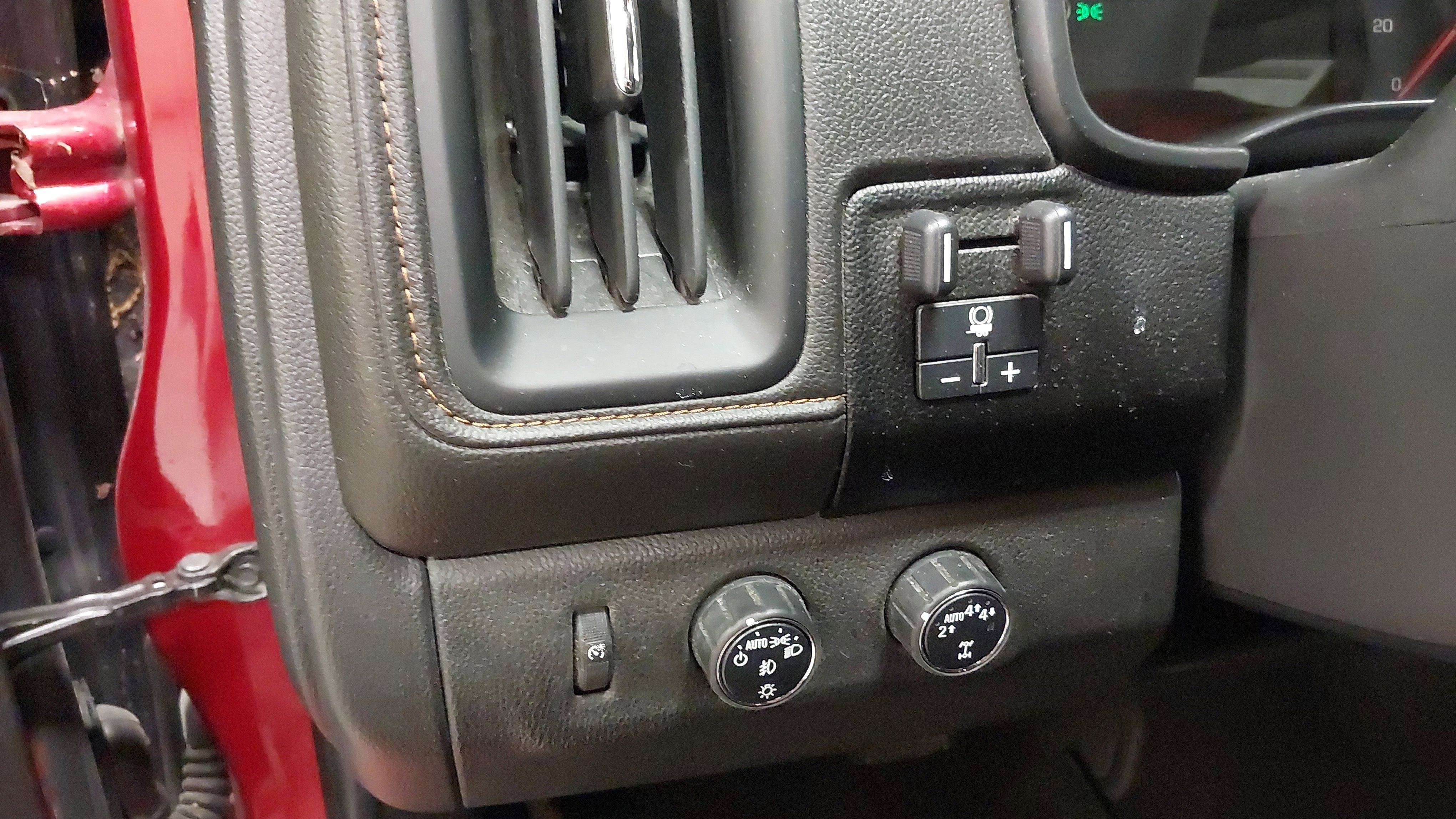 Used 2021 GMC Canyon AT4 w/ Driver Alert Package image 23