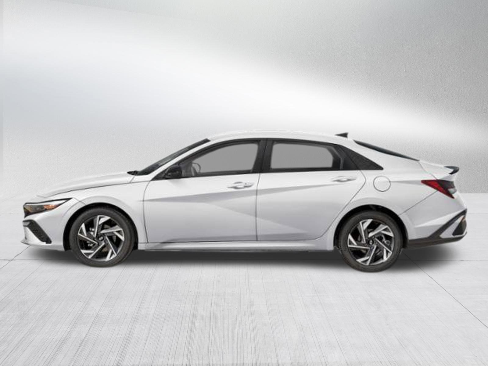 New 2026 Hyundai Elantra Sport image 2