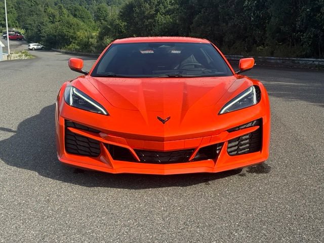 Used 2026 Chevrolet Corvette Z06 RWD image 2