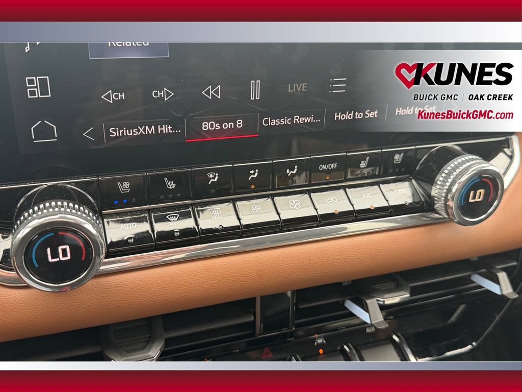 Used 2024 GMC Canyon AT4 w/ AT4 Premium Package AWD/4WD image 28
