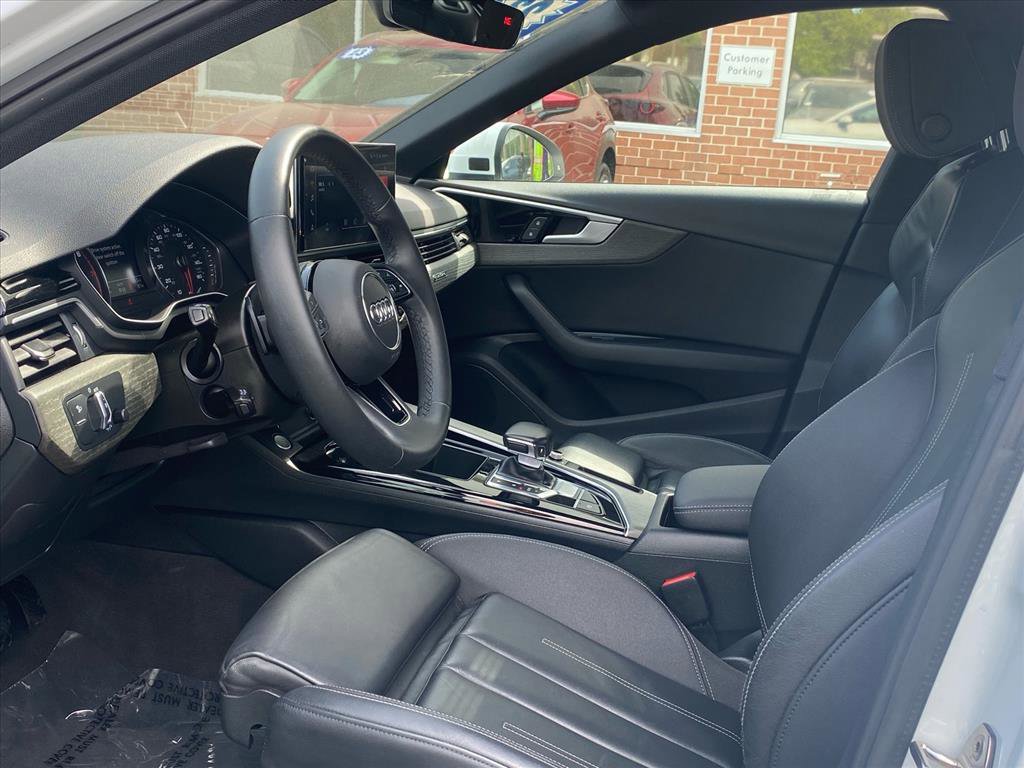 Used 2023 Audi A4 2.0T Premium w/ Convenience Package image 12