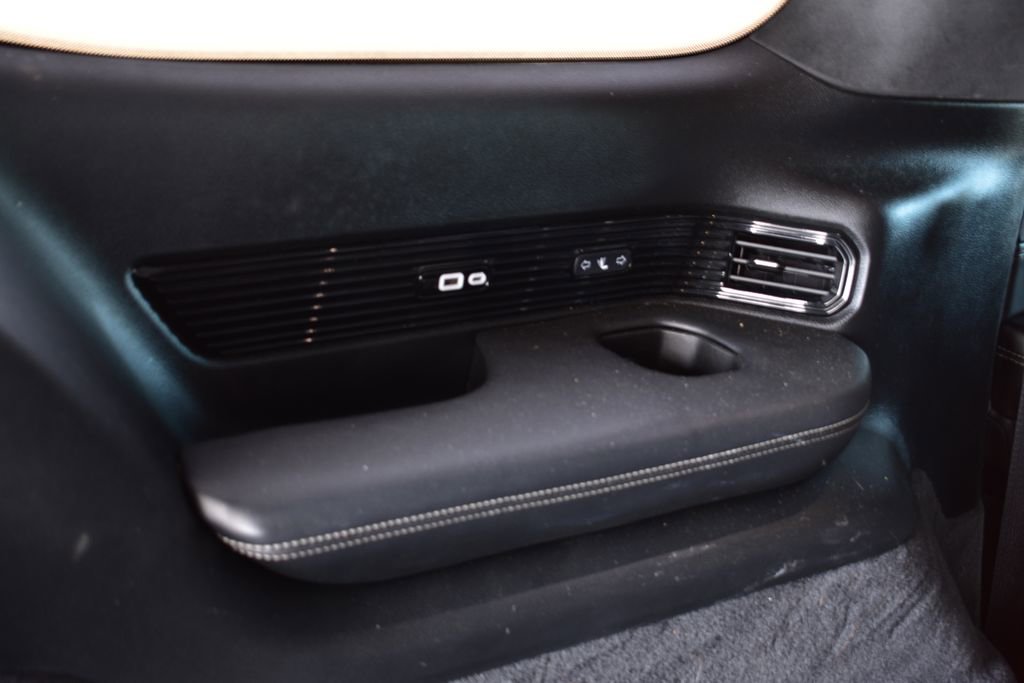 Used 2022 Jeep Grand Wagoneer Series II w/ Premium Group II image 38