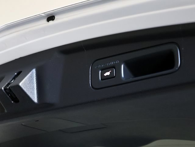 Certified 2023 Acura MDX SH-AWD w/ Technology Package image 32