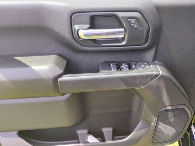 New 2026 Chevrolet Silverado 2500 Custom w/ Custom Convenience Package AWD/4WD image 10
