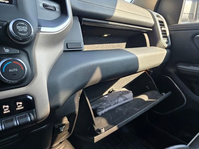 Used 2019 RAM 1500 Laramie image 15