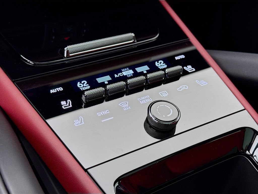 New 2026 Porsche Cayenne Coupe AWD/4WD image 22