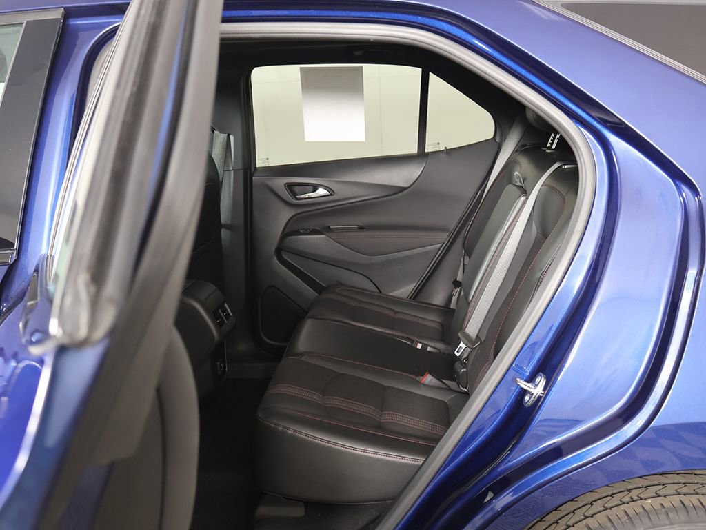 Used 2022 Chevrolet Equinox RS image 29