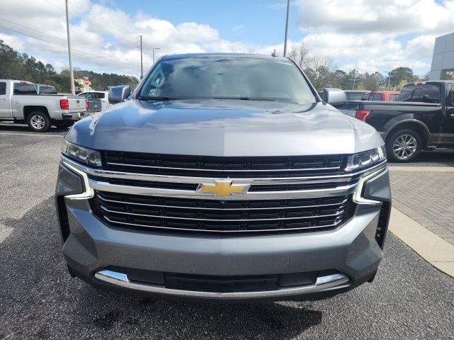 Used 2021 Chevrolet Suburban LT w/ LT Signature Package RWD image 4