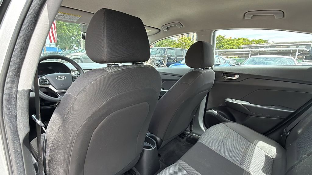 Used 2020 Hyundai Accent SE FWD image 18