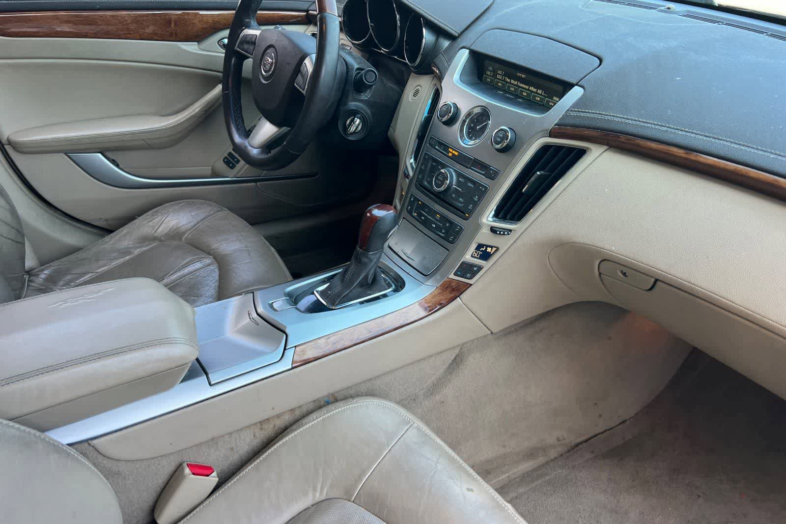 Used 2010 Cadillac CTS Premium image 17