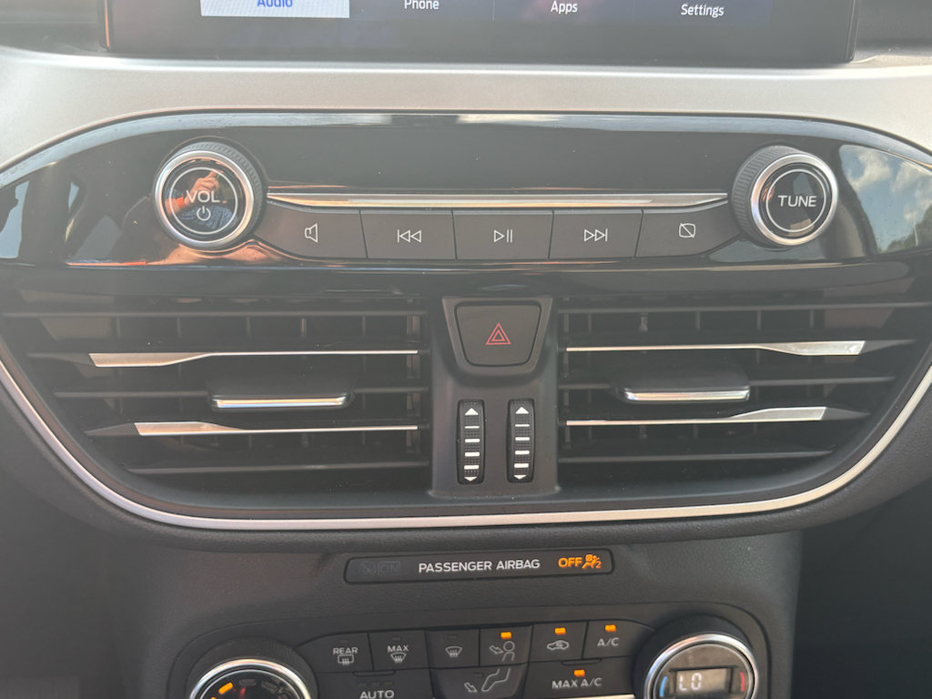 Used 2020 Ford Escape SE FWD image 16