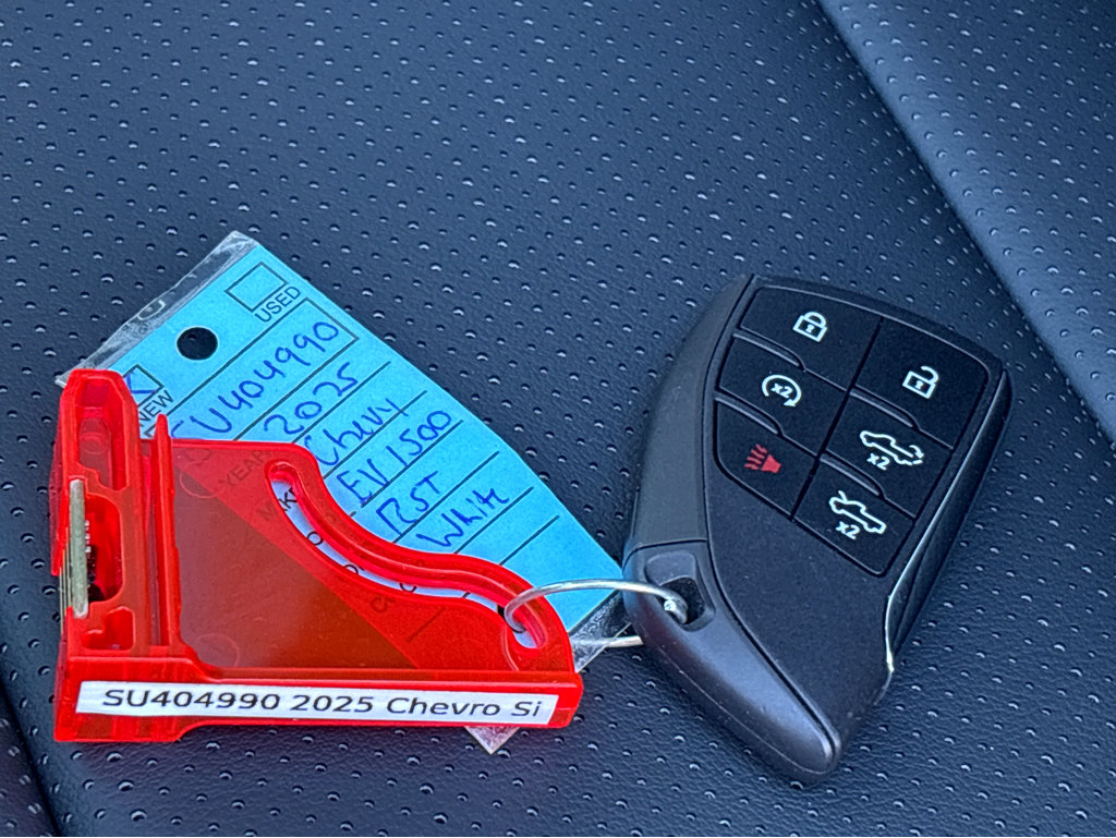 New 2025 Chevrolet Silverado EV RST image 29