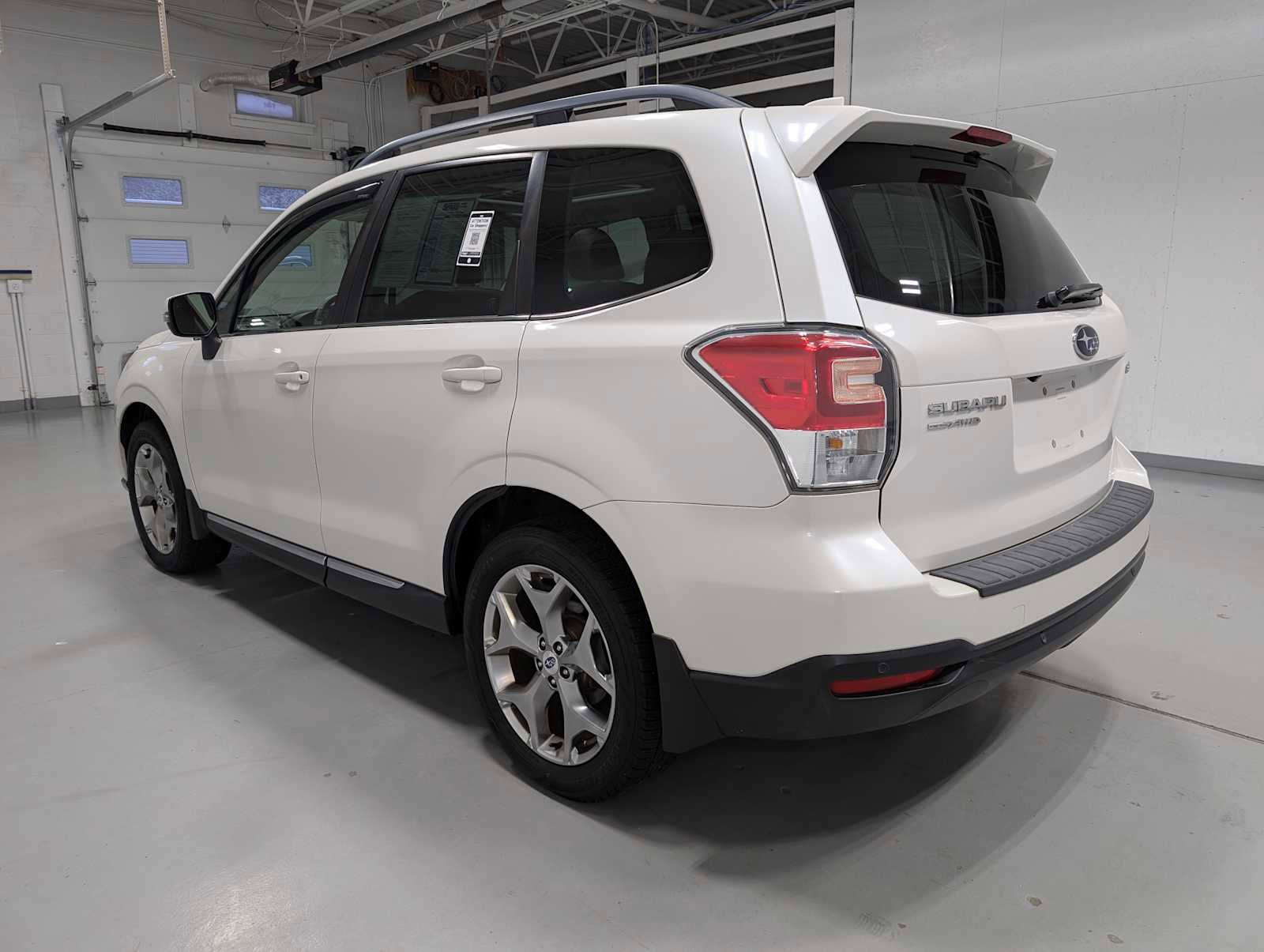 Used 2018 Subaru Forester 2.5i Touring w/ Popular Package #3B image 10
