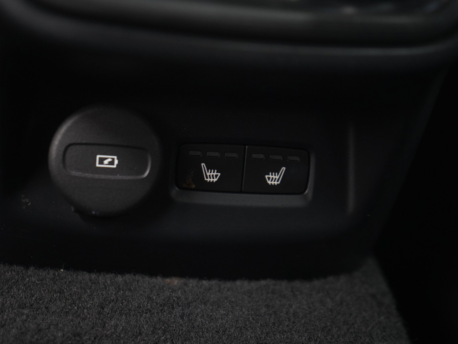Used 2021 Polestar Polestar 2 AWD/4WD image 18