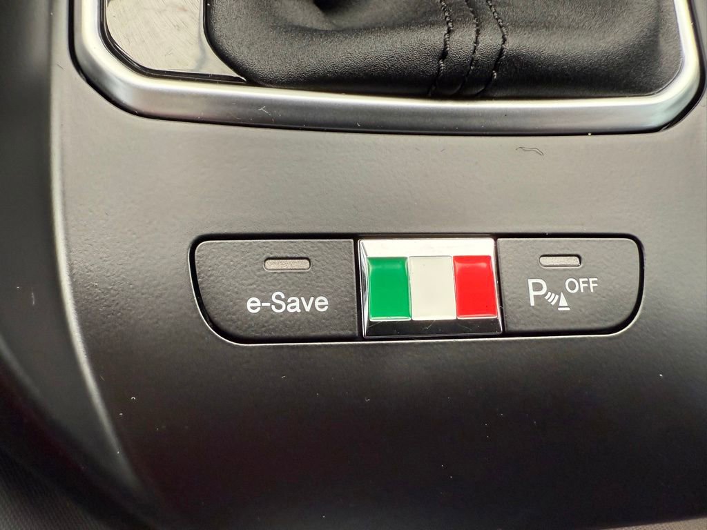 New 2024 Alfa Romeo Tonale Ti AWD/4WD image 36