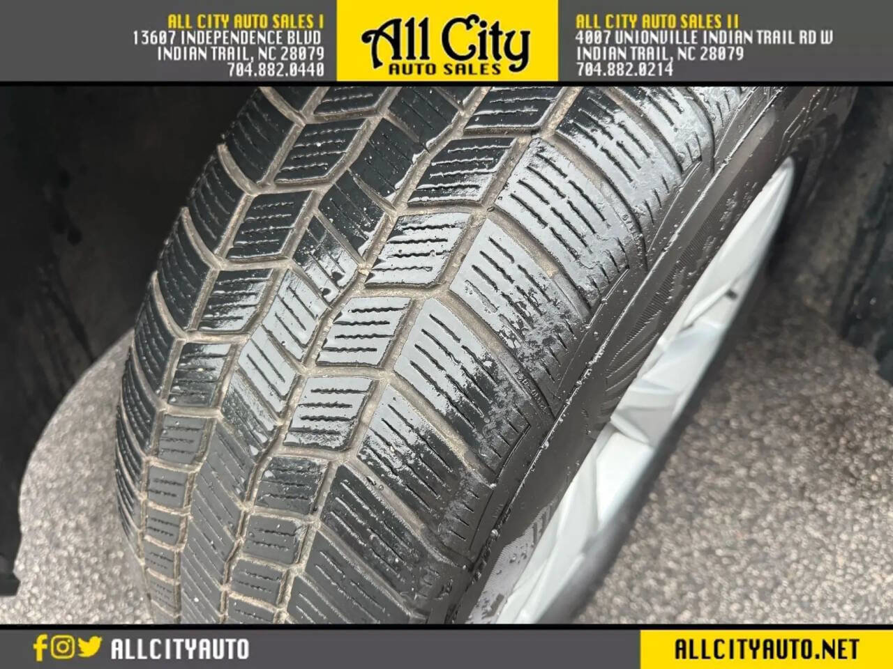 Used 2018 Volkswagen Atlas SEL AWD/4WD image 33
