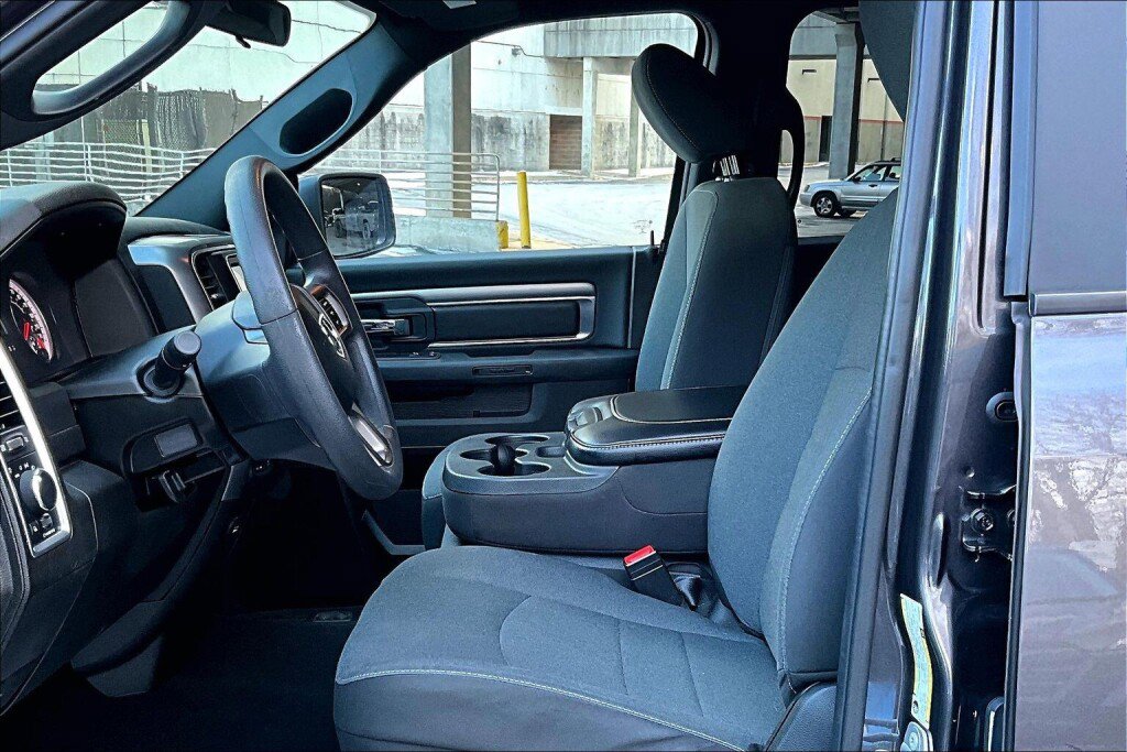 Used 2022 RAM 1500 Classic Warlock image 14