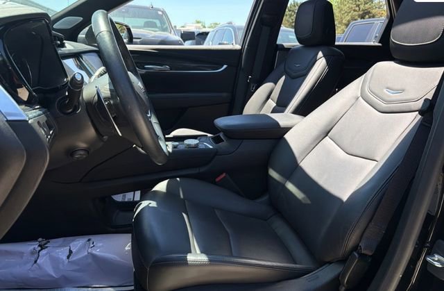 Used 2023 Cadillac XT5 Sportv AWD/4WD image 9