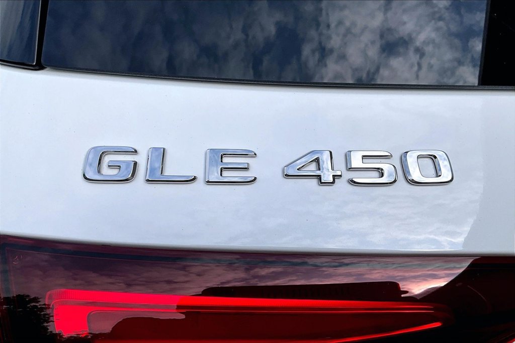 Certified 2026 Mercedes-Benz GLE 450 4MATIC image 33