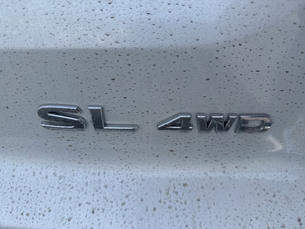 Used 2025 Nissan Pathfinder SL w/ Cargo Package image 10
