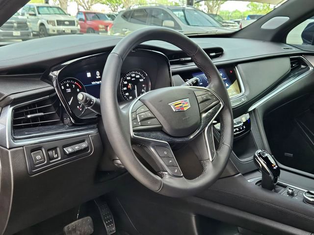 Certified 2024 Cadillac XT5 Premium Luxury w/ Technology Package image 6