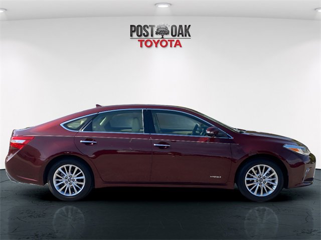 Used 2017 Toyota Avalon Limited image 8