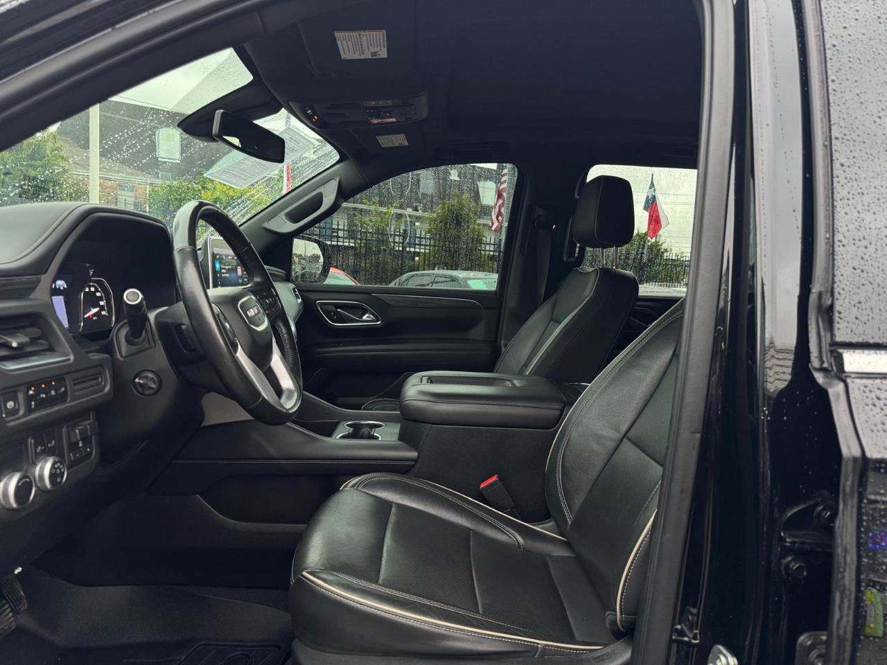 Used 2021 GMC Yukon SLT w/ SLT Luxury Plus Package RWD image 8