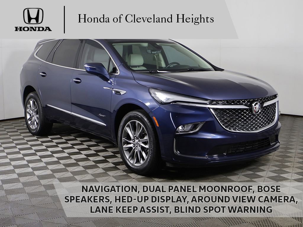 Used 2023 Buick Enclave Avenir AWD/4WD image 1