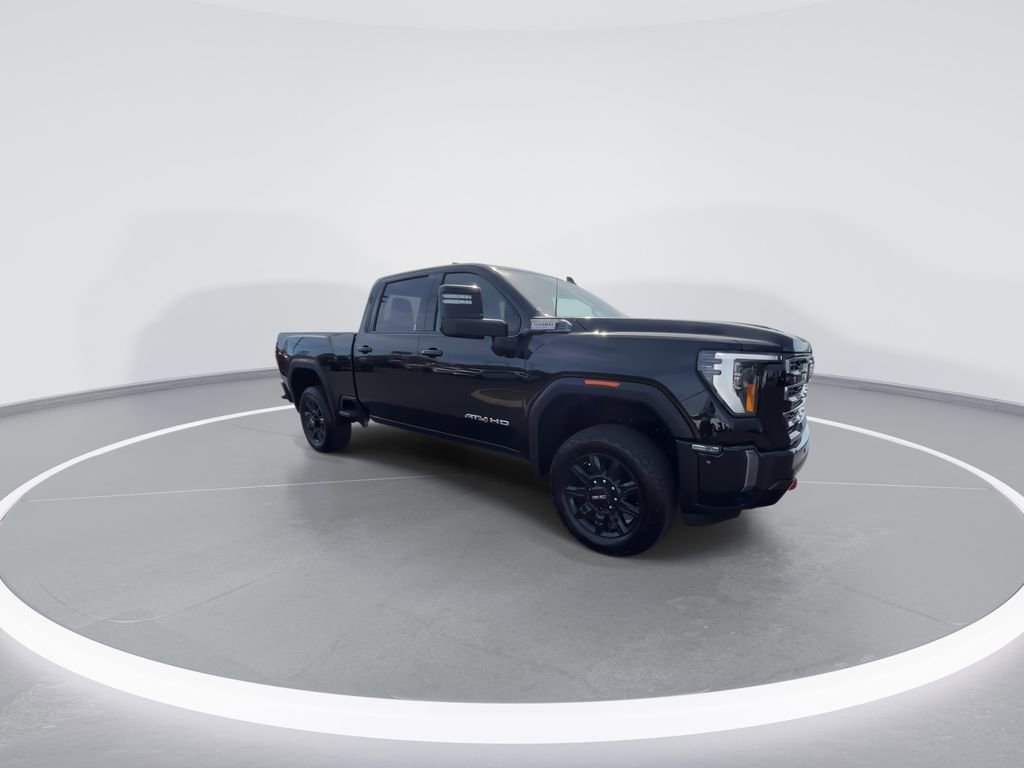 Used 2024 GMC Sierra 2500 AT4 AWD/4WD image 2