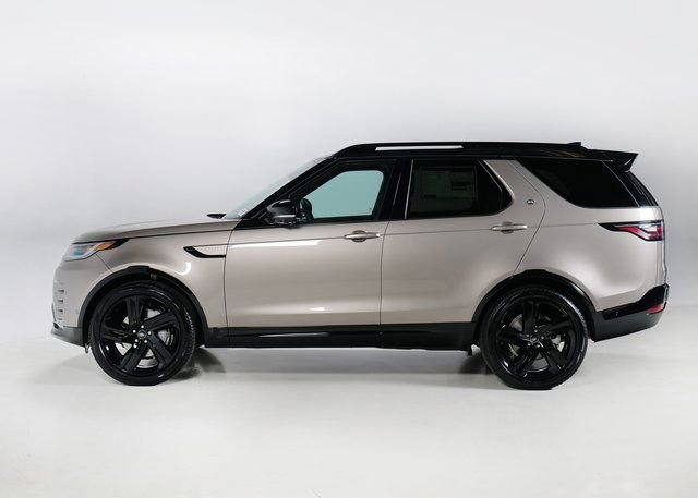 New 2026 Land Rover Discovery Dynamic SE image 6