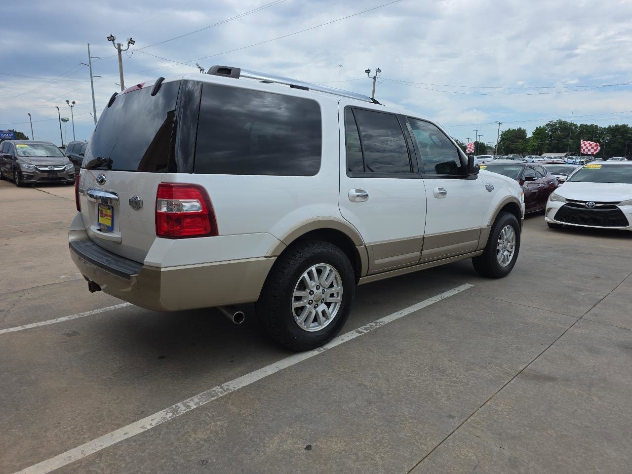 Used 2014 Ford Expedition King Ranch RWD image 5