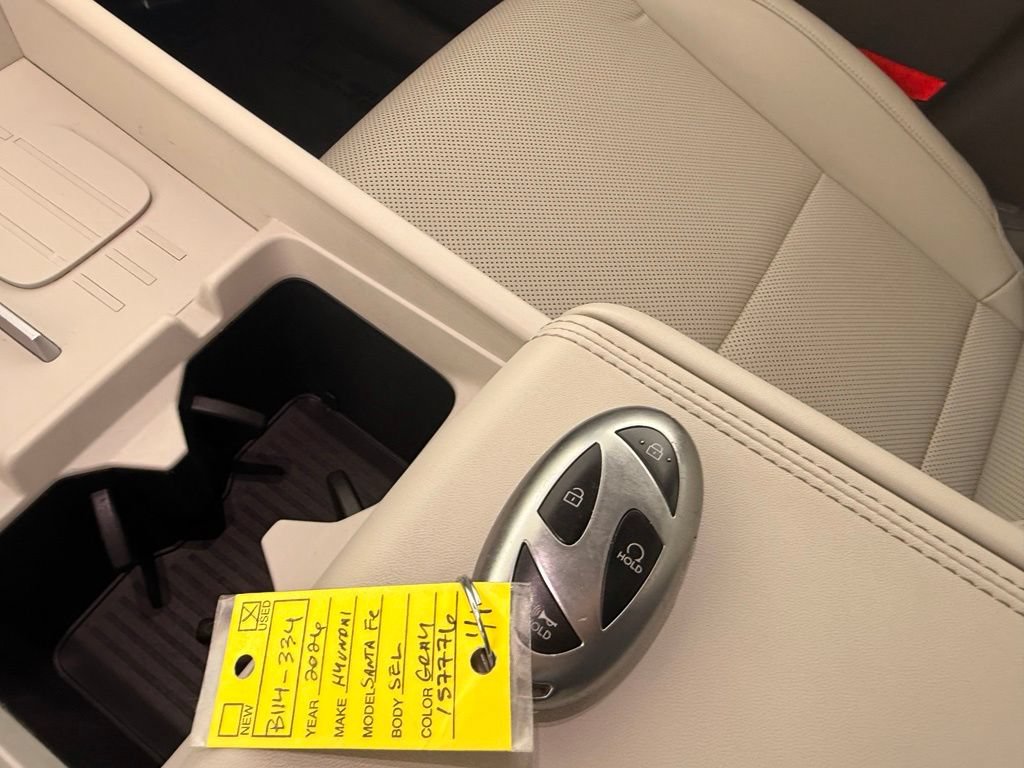 Used 2026 Hyundai Santa Fe SEL FWD image 33